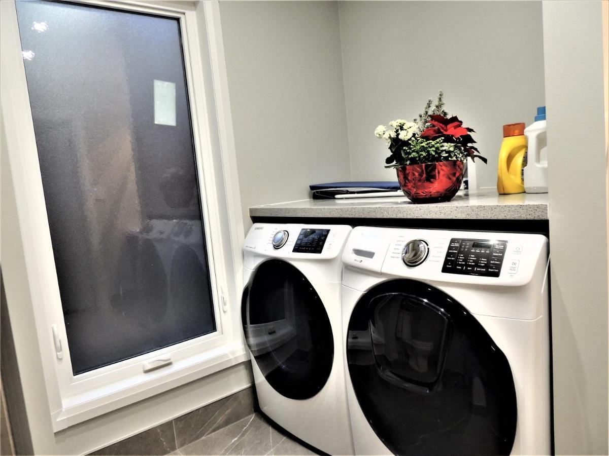 Iresidence In Toronto - Fantastic Vacation Home Bagian luar foto